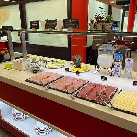 Ibis Budget Girona Costa Brava Exterior photo