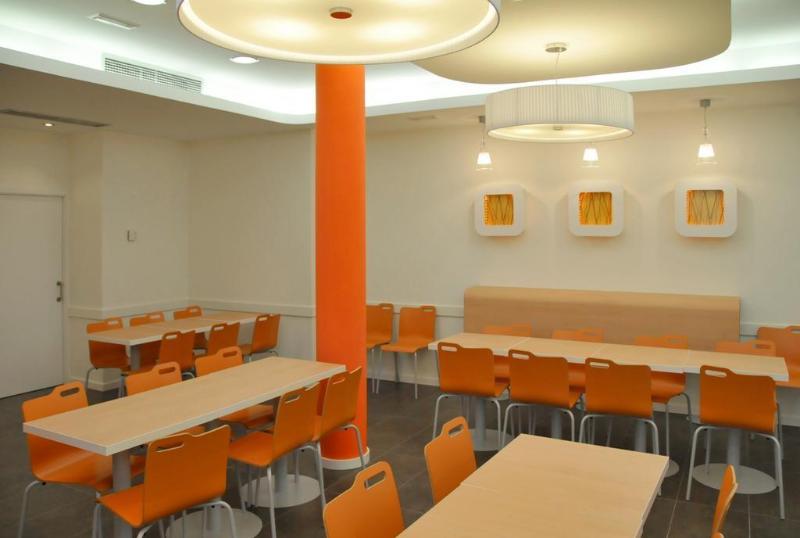 Ibis Budget Girona Costa Brava Exterior photo