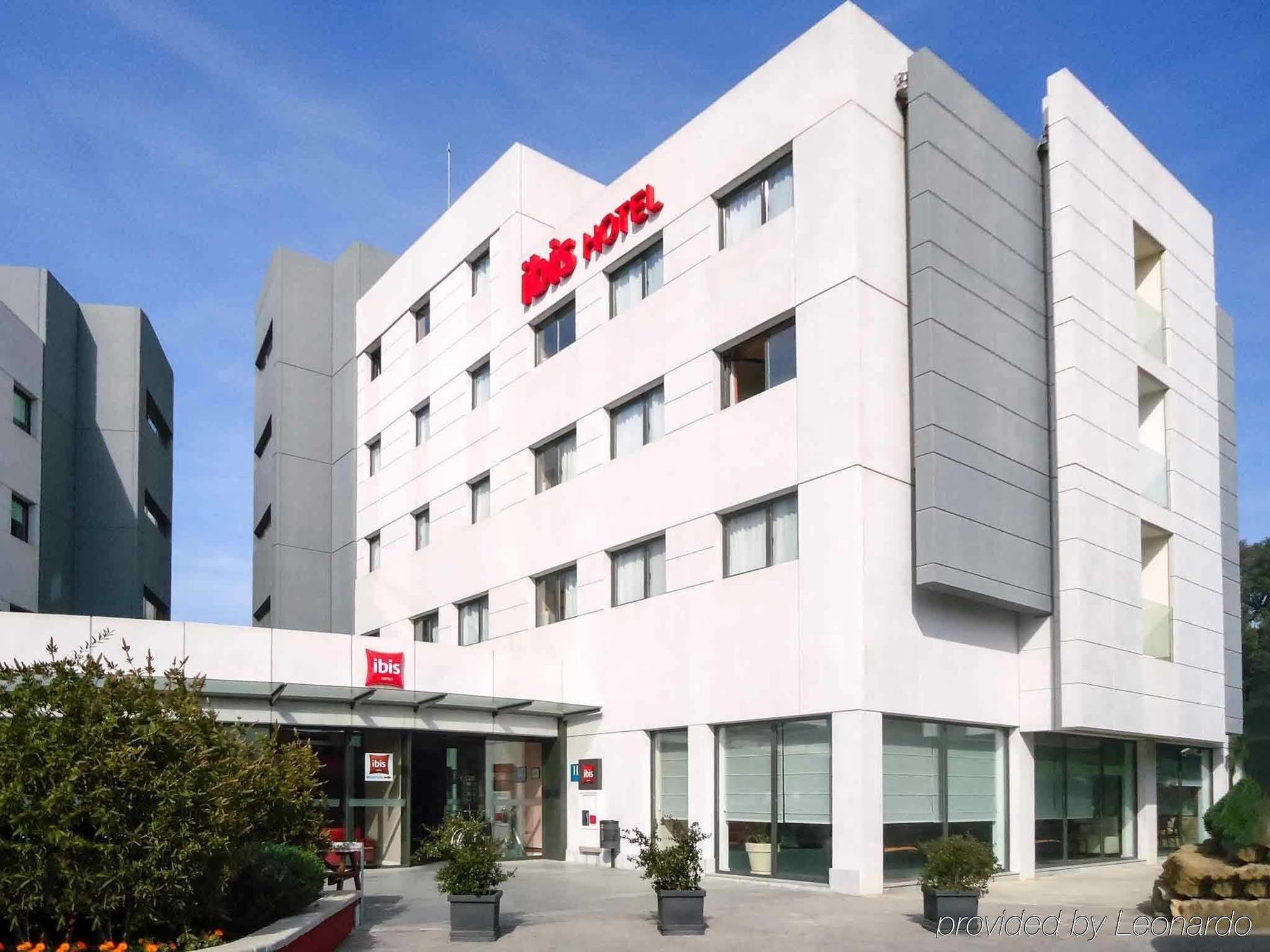 Ibis Budget Girona Costa Brava Exterior photo