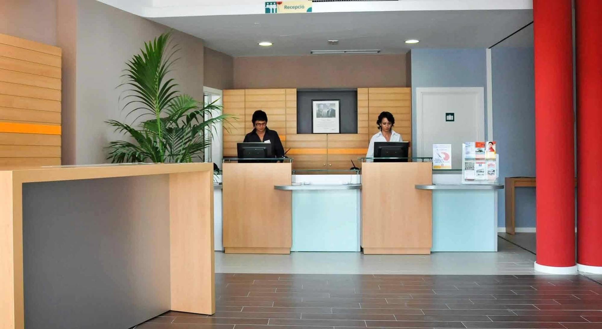 Ibis Budget Girona Costa Brava Exterior photo